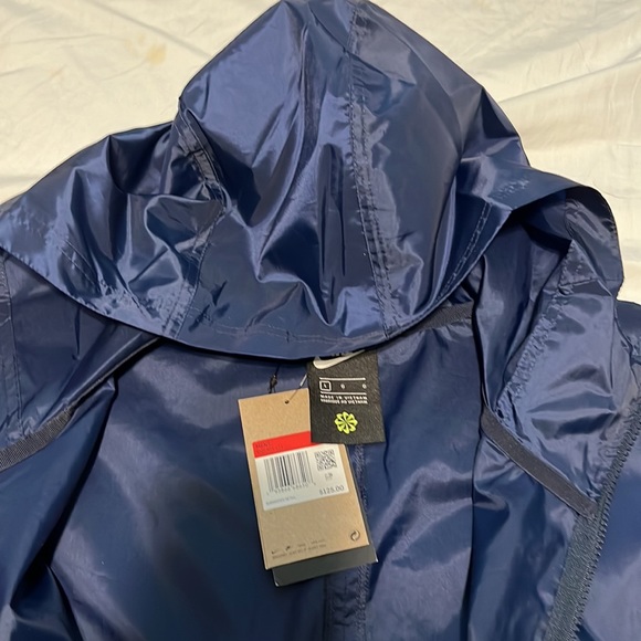 Men’s Nike Move to Zero zip up windbreaker - Picture 3 of 5